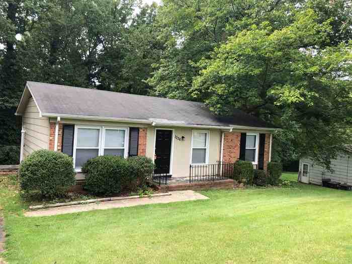 1036 Shalimar Dr - Photo 2 of 8