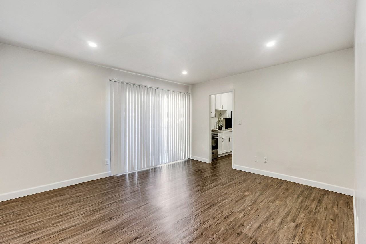 Aqua South - Photo 2 of 116