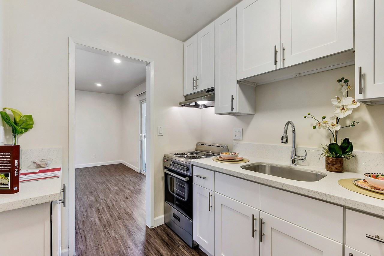 Aqua South - Photo 6 of 116