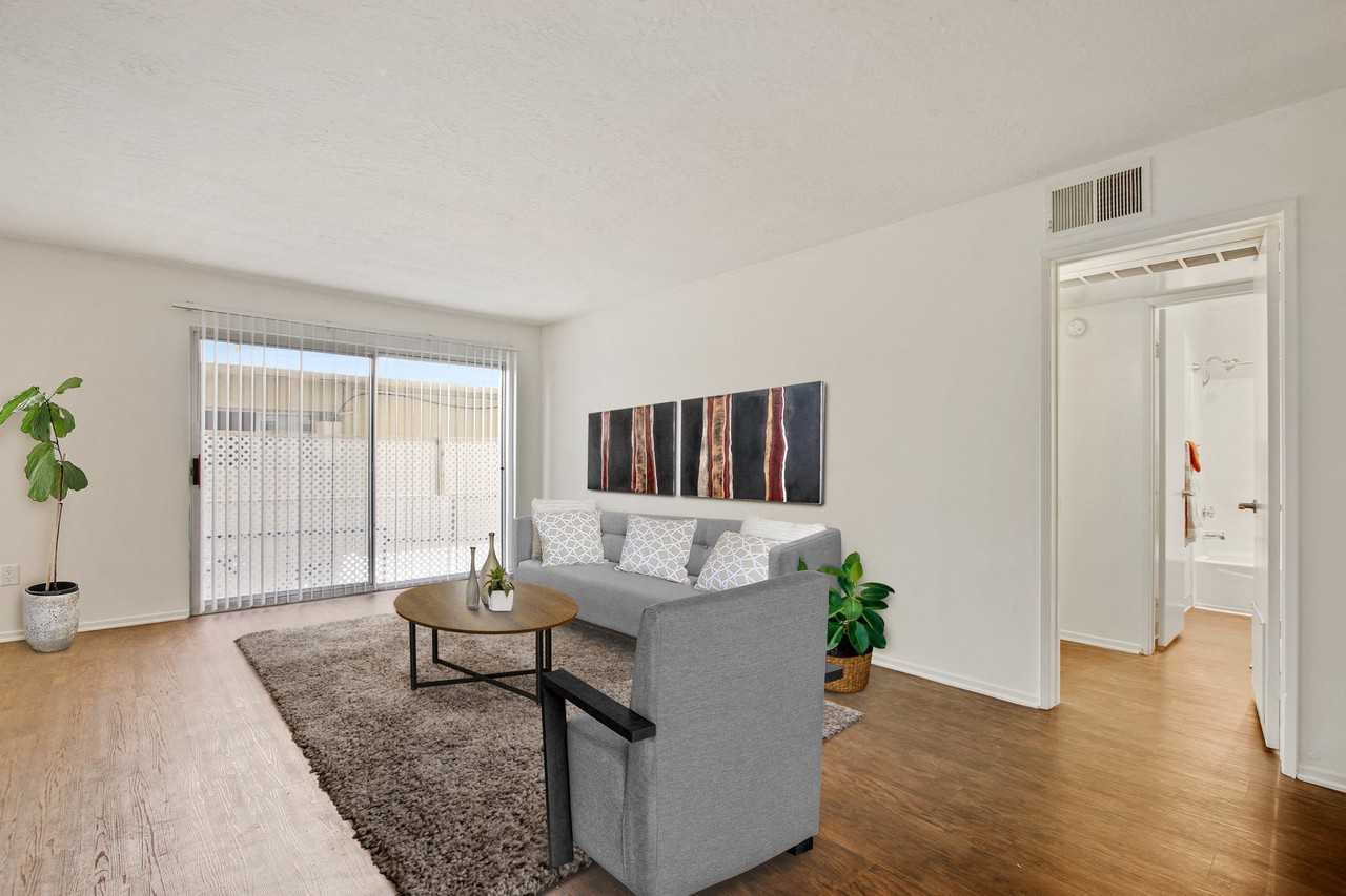 4553 Willis Avenue - Photo 3 of 17