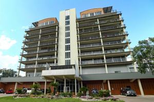 featured image of 230 W Alabama St