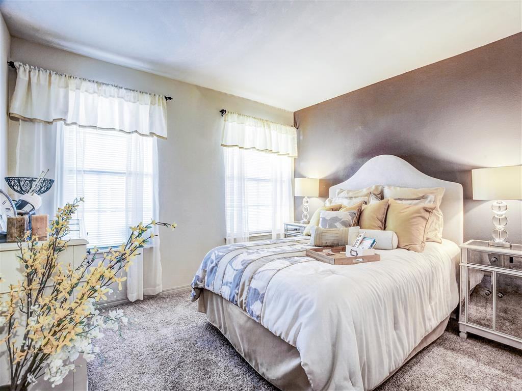 Riverside Park Apartments - Photo 2 of 30