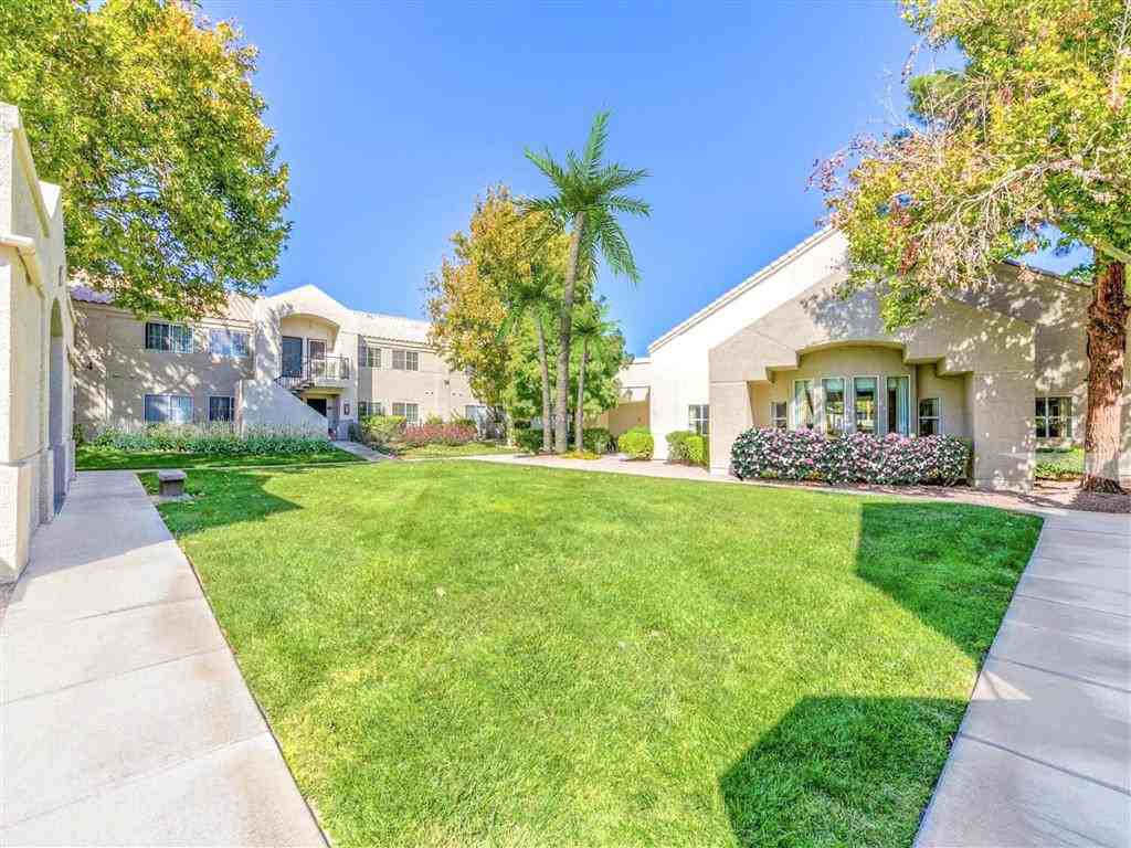 Country Club at Valley View - Photo 3 of 42