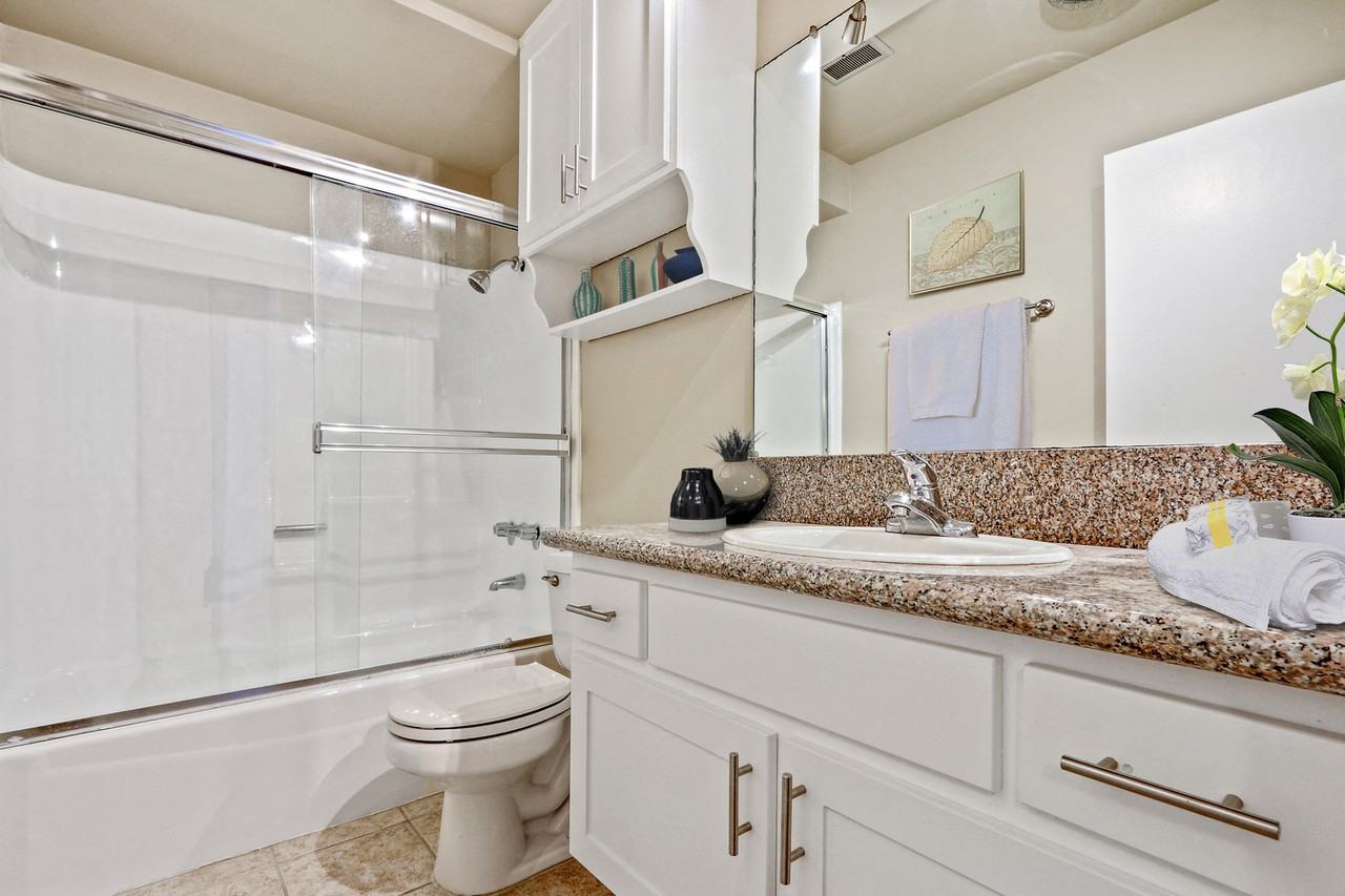 Park Burton - Photo 4 of 41