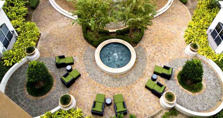 Tuscany Court Apartments - Photo 5 of 29