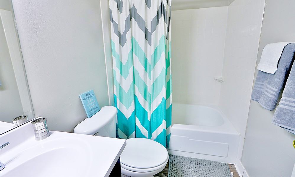 Skylark Pointe Apartment Homes - Photo 6 of 26