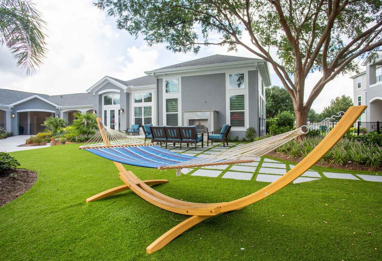 Bahia Cove Apartments - Photo 4 of 25