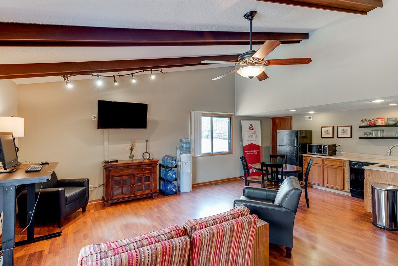 Westchester Square - Photo 2 of 31