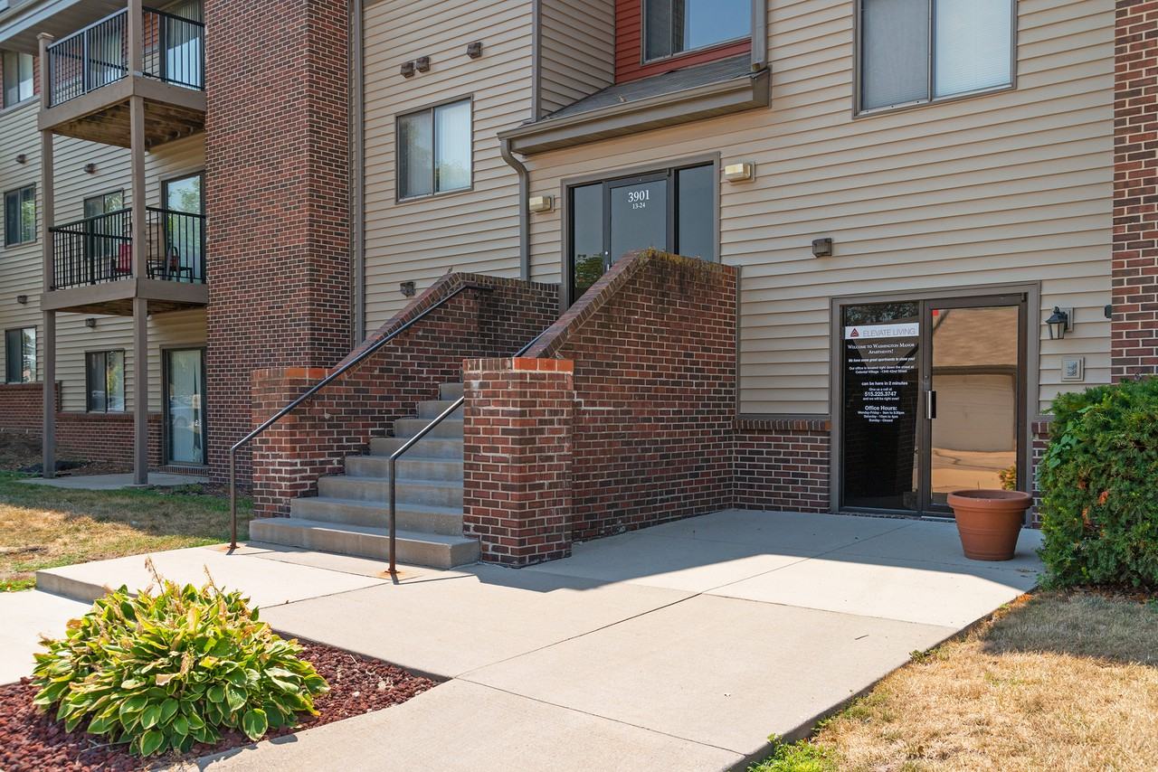 Washington Manor - Photo 3 of 22