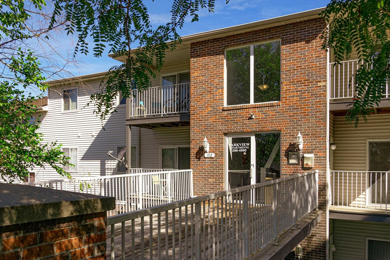 Parkview Apartments - Photo 2 of 27