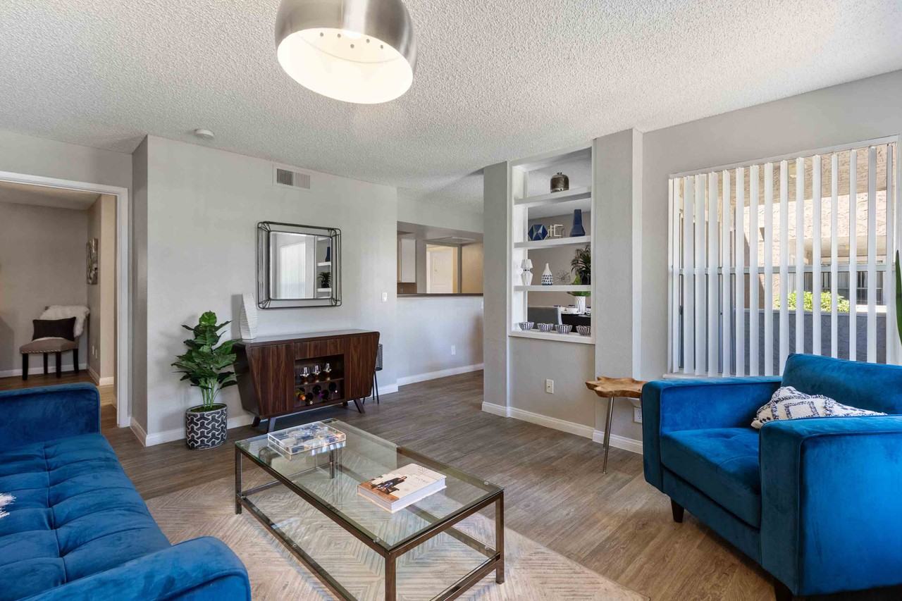 Renaissance Villas Apartment Homes - Photo 3 of 23