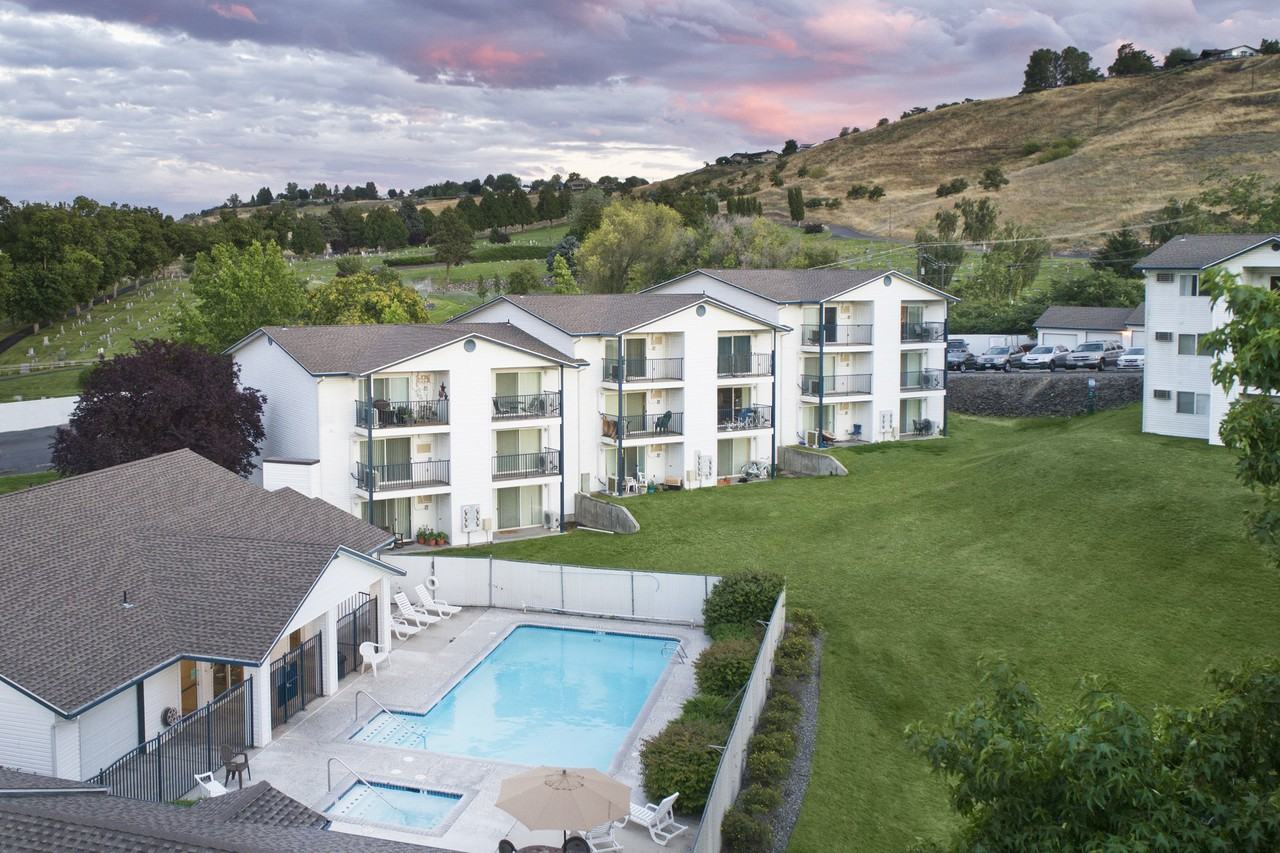 Westridge - Photo 2 of 14