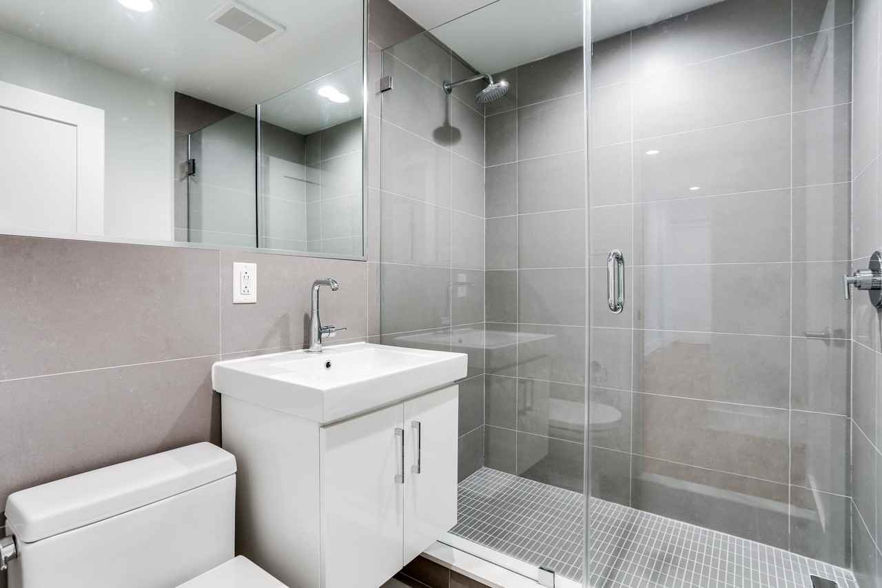 501 12th Street - Photo 3 of 34