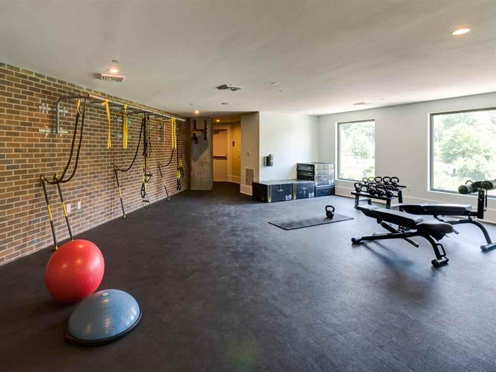 1351 E. Morehead Street - Photo 3 of 29