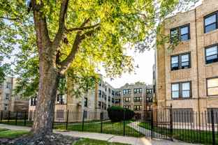 8127 S Ellis Ave - Photo 1 of 1