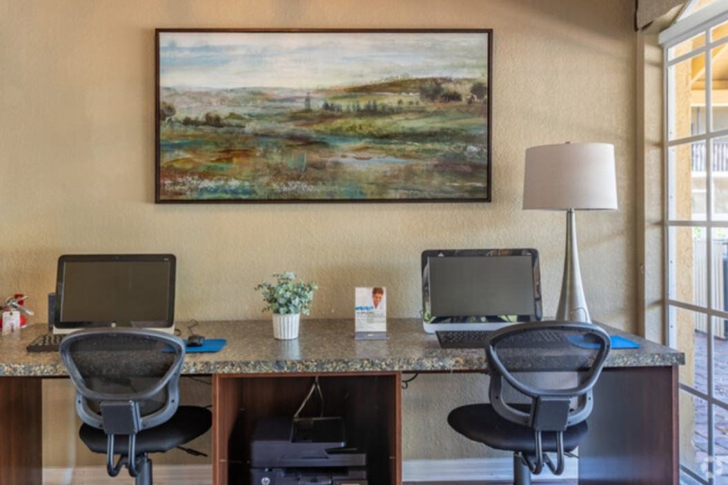 Bay Club Apartment Homes - Photo 5 of 32