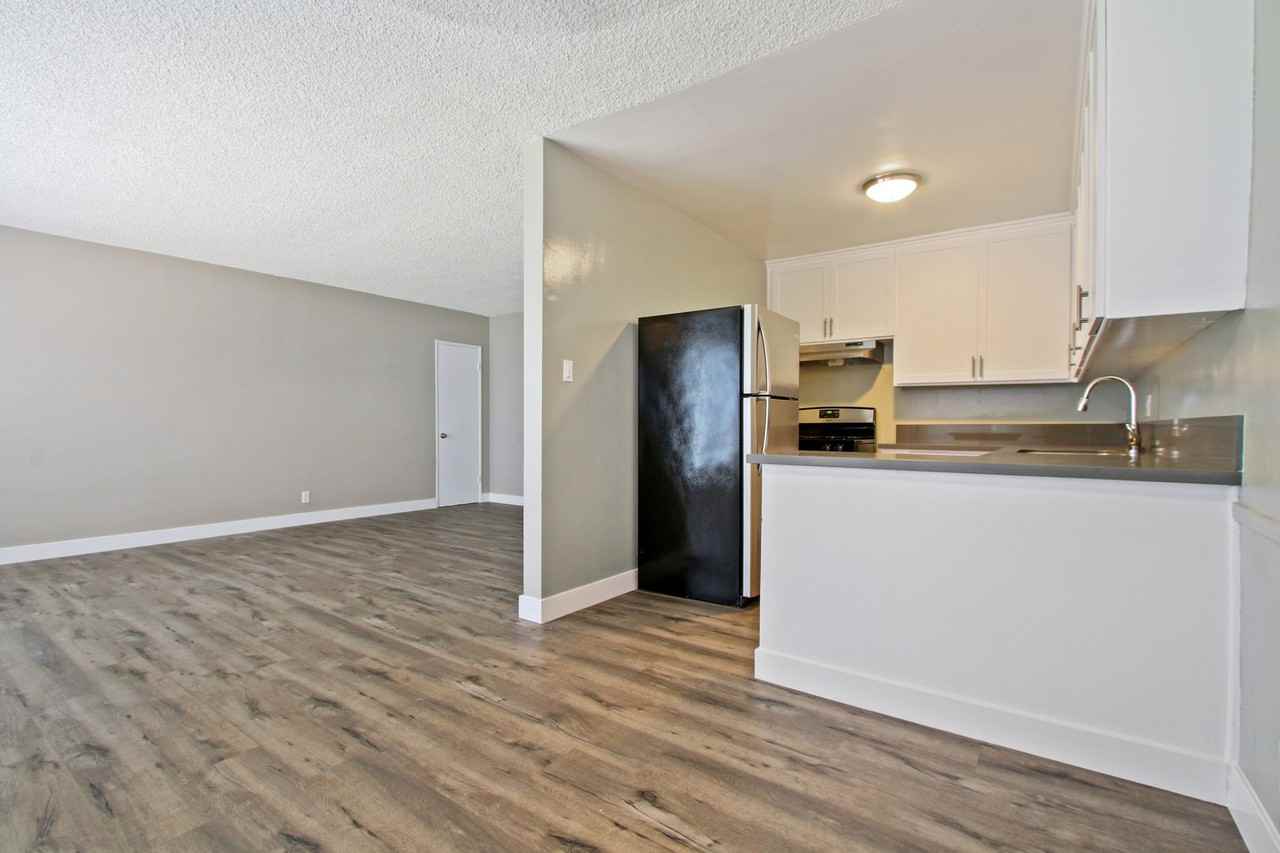 4046-4052 Coco - Photo 3 of 30