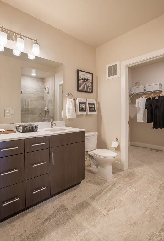 Union West - Photo 6 of 35