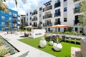 featured image of 1110 W Town And Country Rd