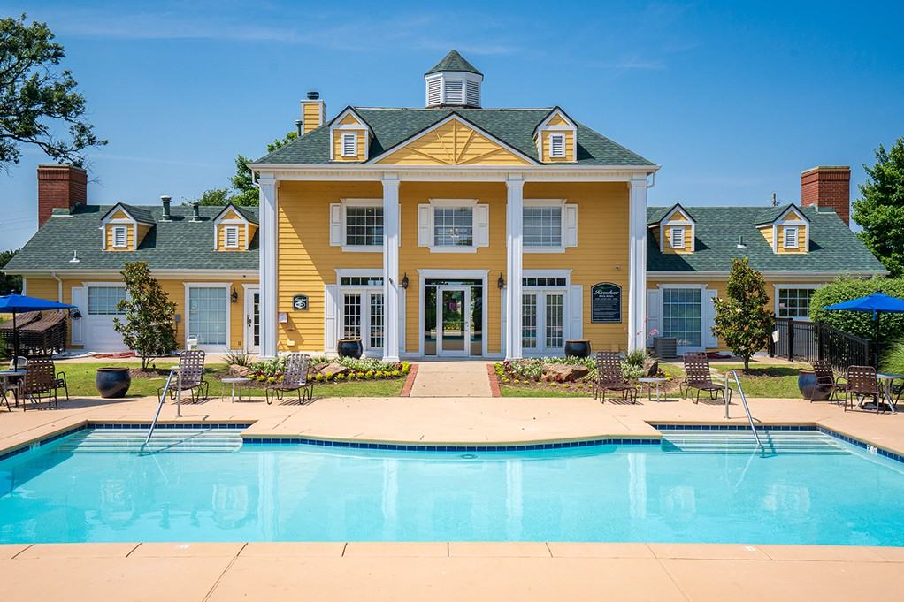 Riverchase Apartments - Photo 3 of 44