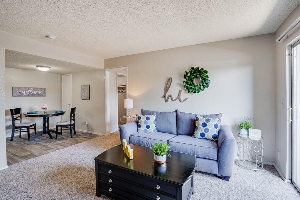 Riverchase Apartments - Photo 5 of 44