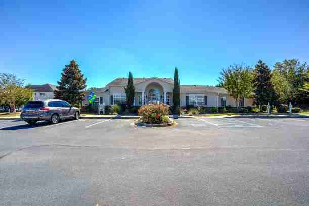 959 E Main St - Photo 2 of 24