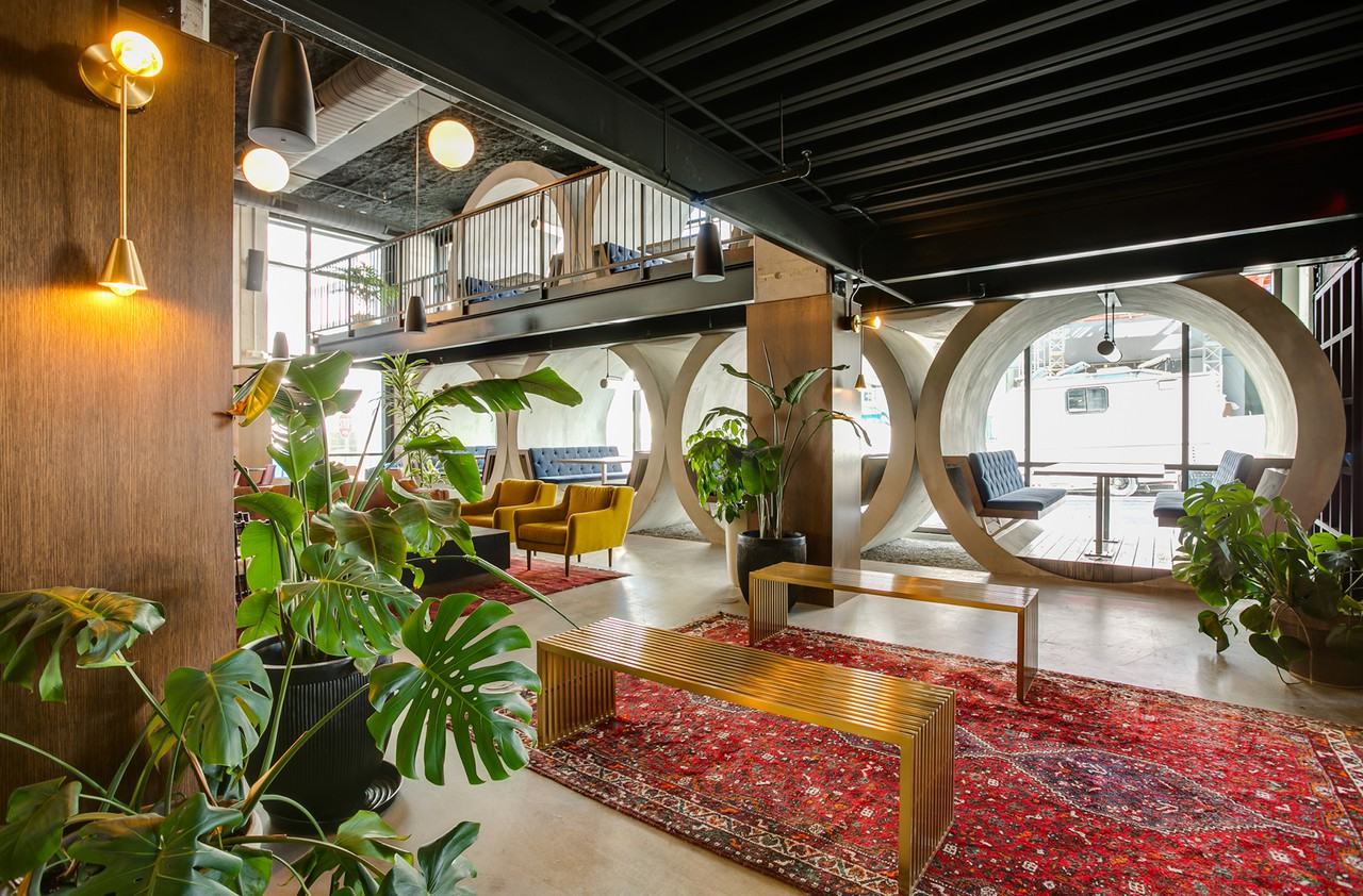 501 5th Ave S - Photo 2 of 50