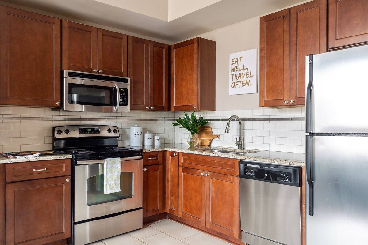 Hibernia Tower Apartments 812 Gravier St, New Orleans, LA 70112 Zumper