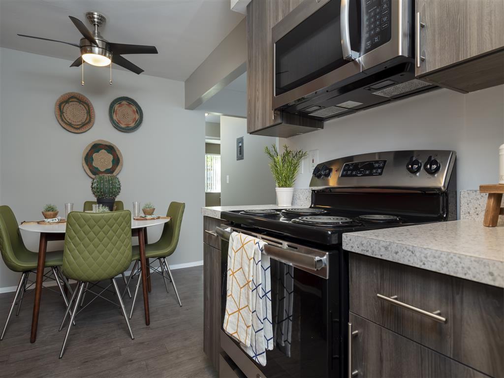 Ann Arbor Woods - Photo 7 of 26