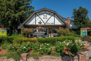 featured image of 55 W Bullard Ave