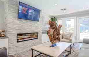 featured image of 6413 Tupelo Dr