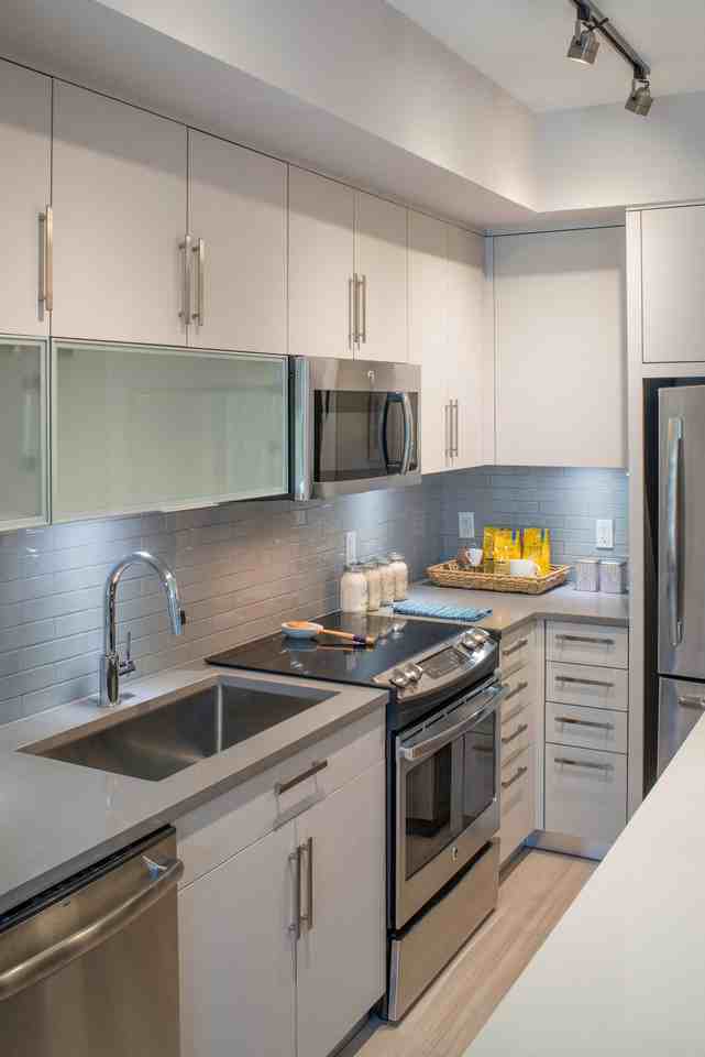 Dock 79 - Photo 3 of 50