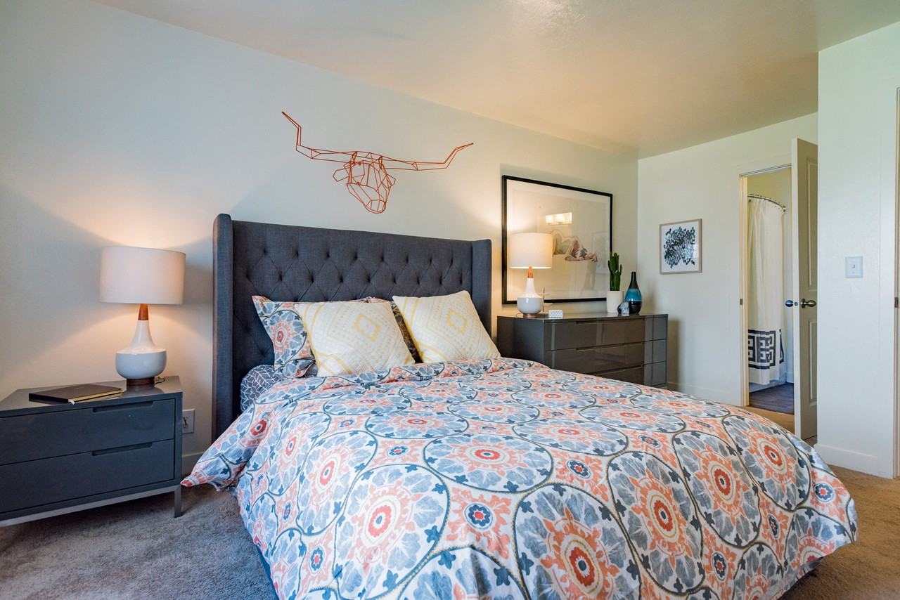 The Grove - Photo 4 of 28