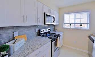 featured image of 2722 Arlington Dr