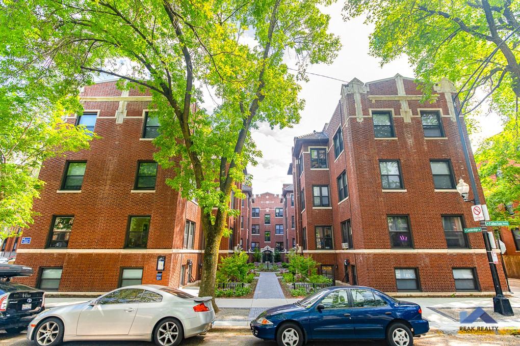 523-31 W. Fullerton Ave. - Photo 2 of 18