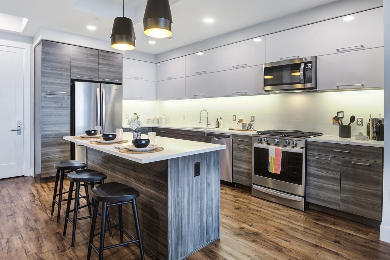 Gables Vista - Photo 2 of 25