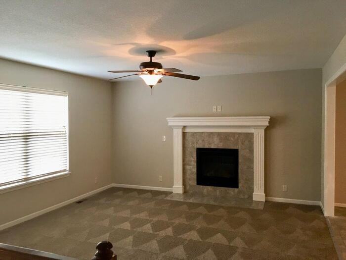 1007 Rockville Ter - Photo 2 of 16