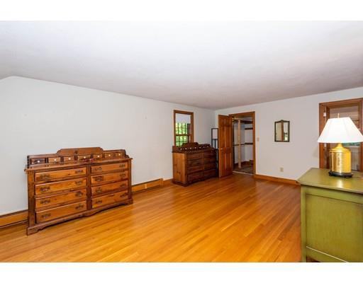 15 Hart Road - Photo 3 of 5