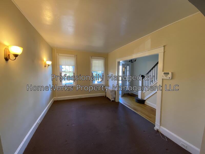 2331 Windsor Ave - Photo 3 of 21