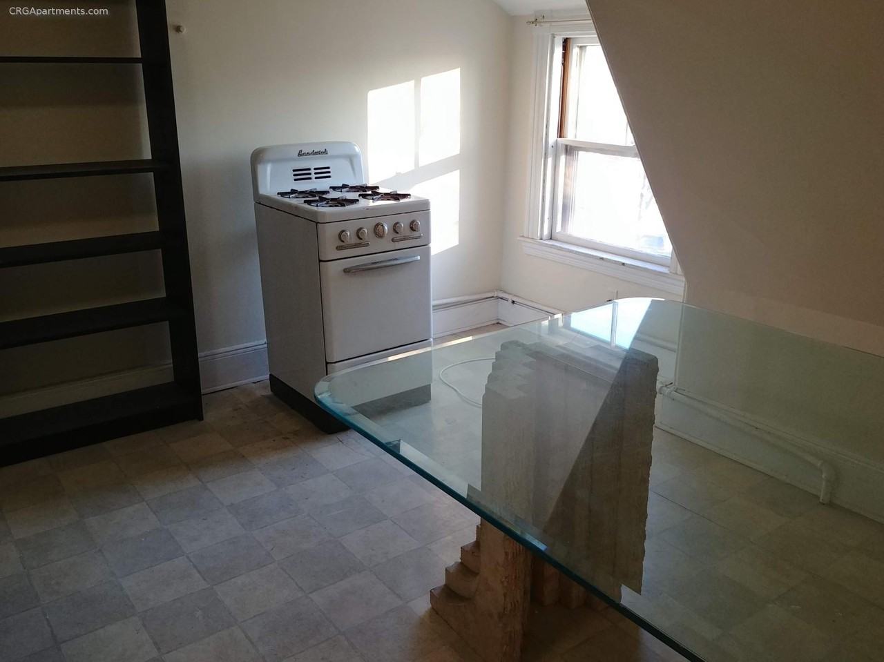 Leonard Ave #3 - Photo 2 of 5