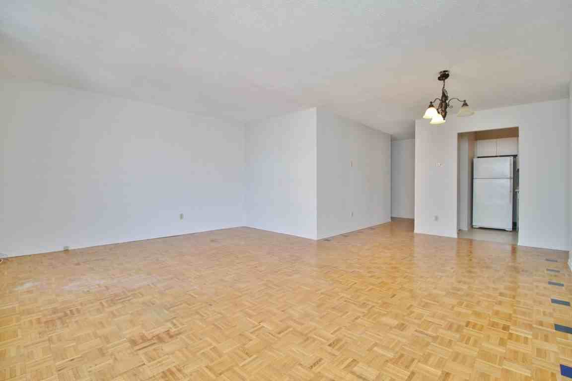 475 Laurier Avenue West - Photo 3 of 23