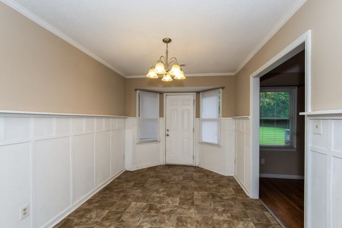 8540 Brookstead Dr - Photo 3 of 9
