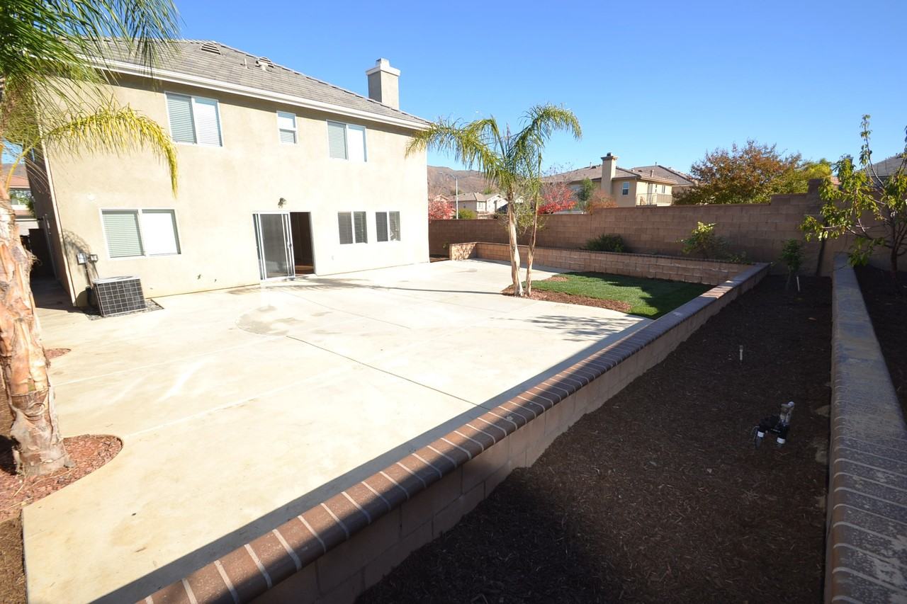 11357 Magnolia St - Photo 3 of 5