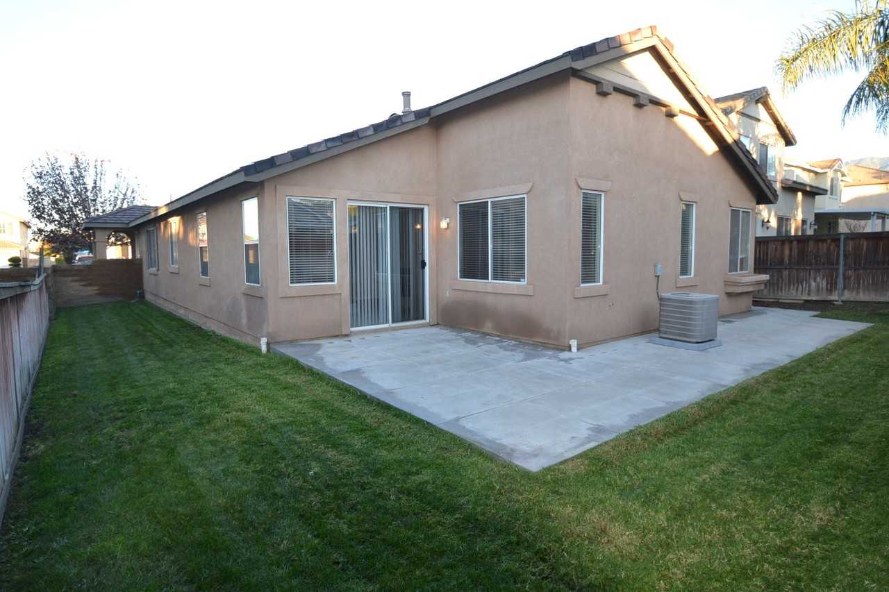 7521 Vista Montana Pl - Photo 2 of 5