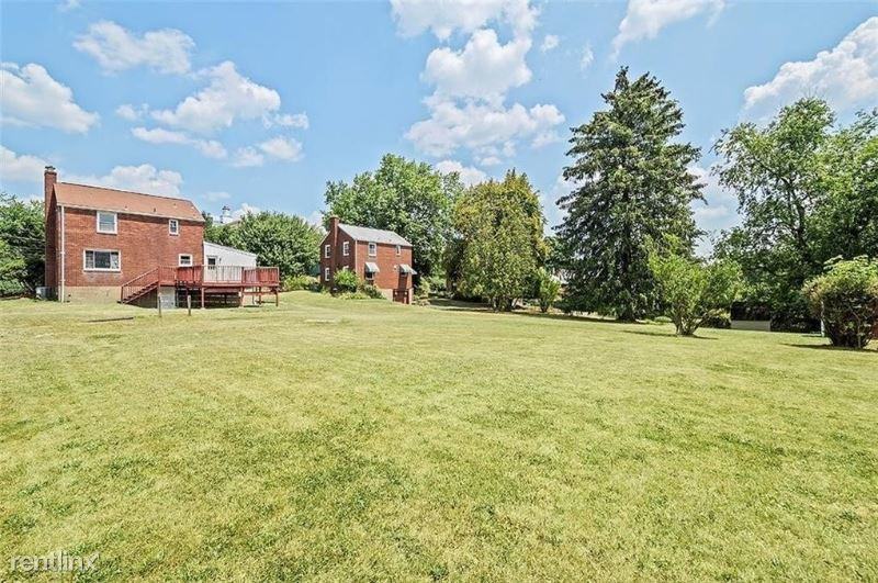 1185 Duncan Ave - Photo 3 of 15