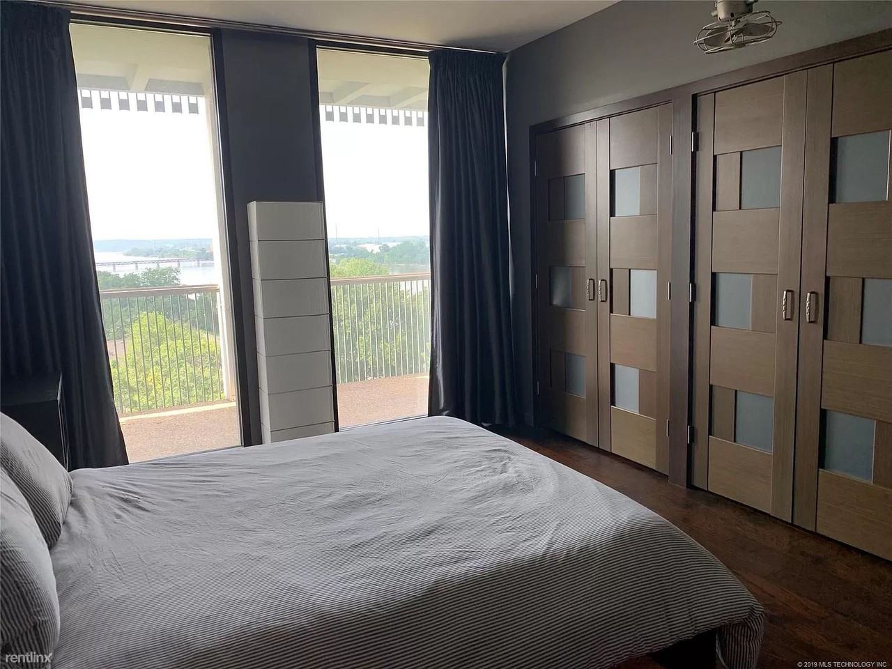 2300 Riverside Dr - Photo 2 of 6