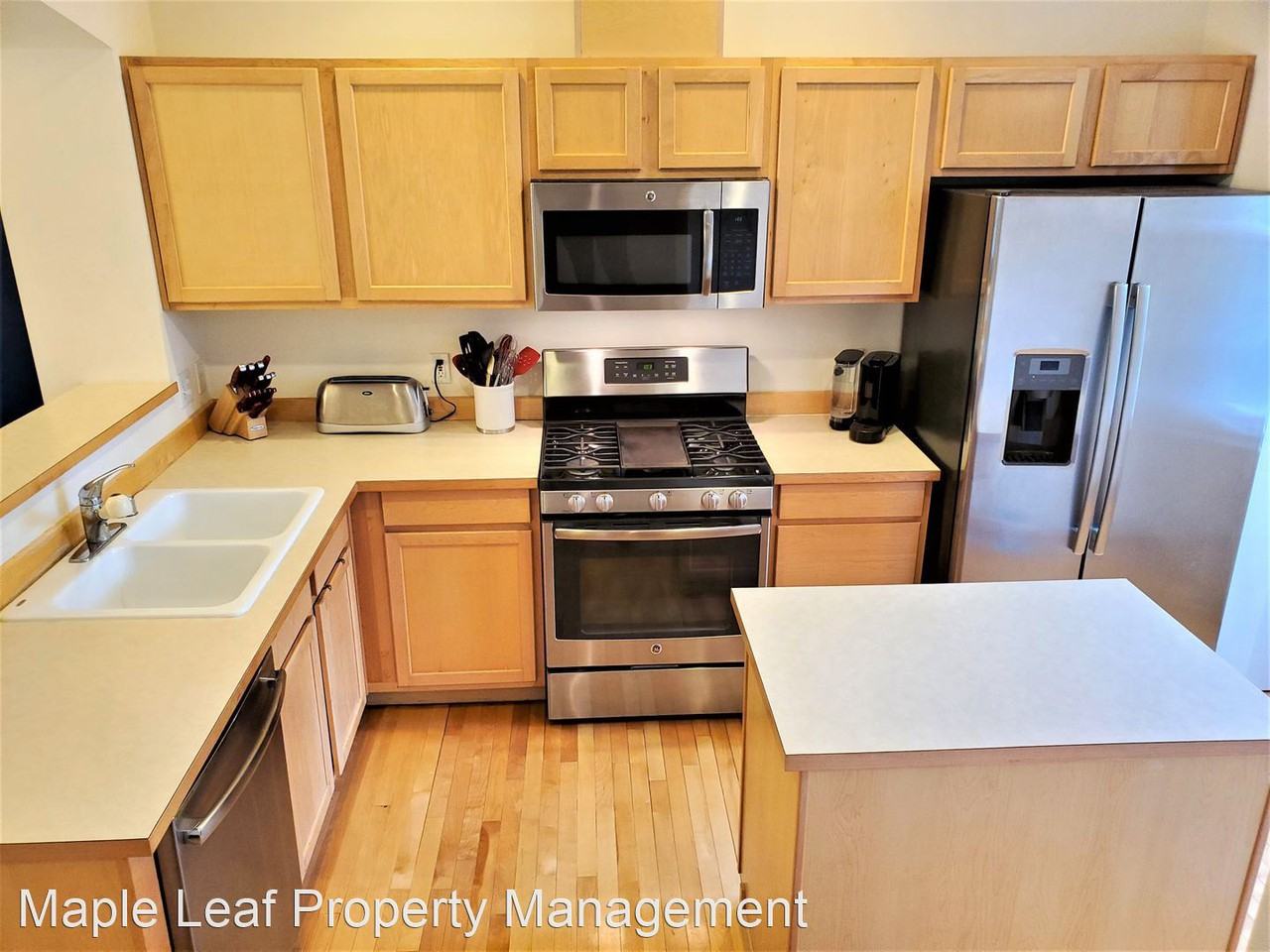 22421 43rd Ave S - Photo 2 of 42