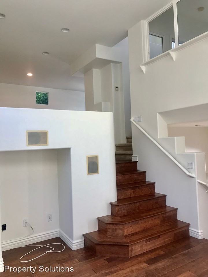 255 Montana Del Lago Dr - Photo 2 of 8