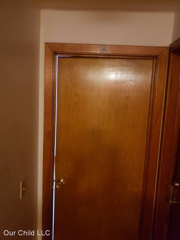 18 Quaker Road - Photo 2 of 4