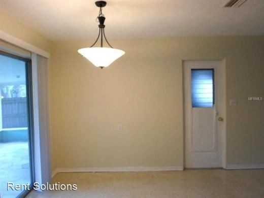 11436 59th Ter - Photo 2 of 9